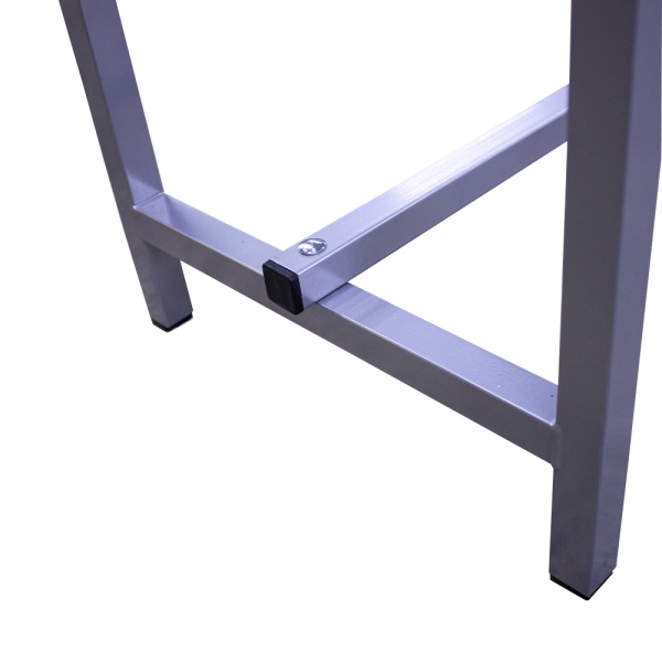 Скамейка с досками 2М